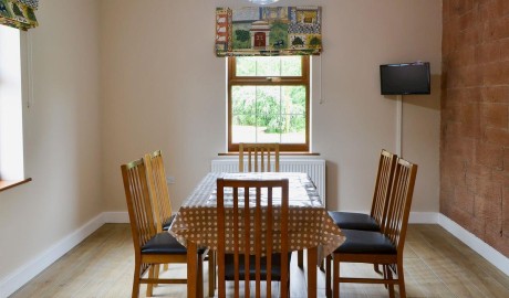 Sandstone cottage image