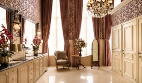 Grand Hotel image