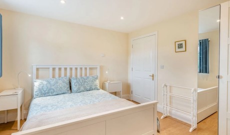 Wheelchair Accessible Cottage in Notton image