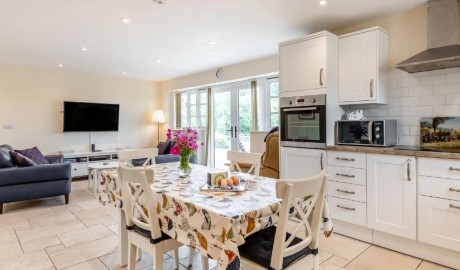 Wheelchair Accessible Cottage in Notton image