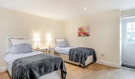 Wheelchair Accessible Cottage in Notton image