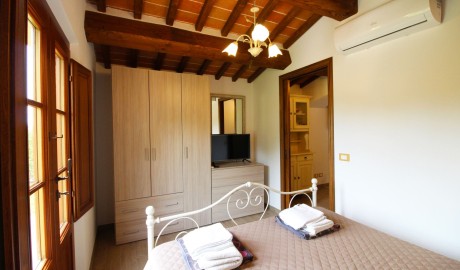 Accessible Holiday House image