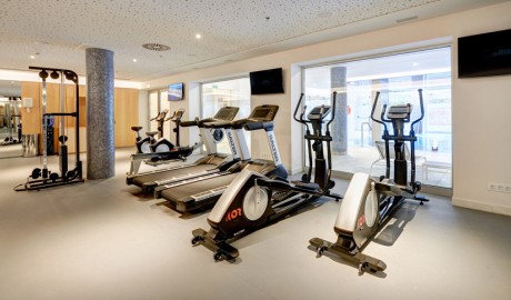 Accessible 4-Star Hotel image