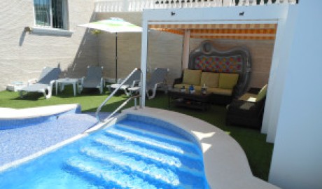 Wheelchair-Friendly Villa image