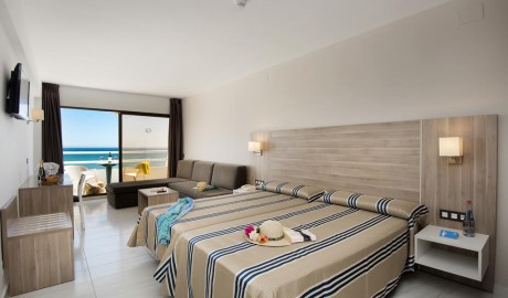 Four-Star Beachfront Hotel image