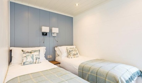 Stylish Accessible Lodge image