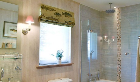 Wheelchair-accessible Riverside Lodge image