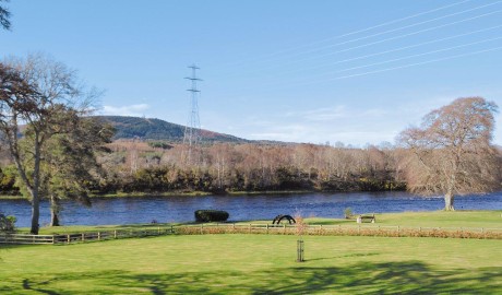 Wheelchair-accessible Riverside Lodge image
