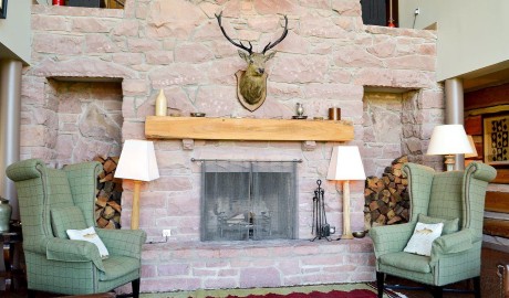 Wheelchair-accessible Riverside Lodge image