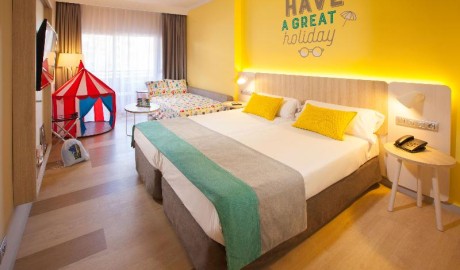 Disabled-Friendly Hotel with Pool Hoist image