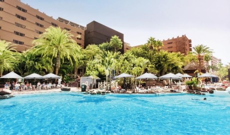 Disabled-Friendly Hotel with Pool Hoist image