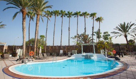 Disabled-Friendly Hotel with Pool Hoist image