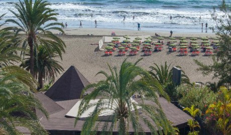 Wheelchair-Accessible Hotel with Pool Hoists image