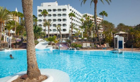 Wheelchair-Accessible Hotel with Pool Hoists image