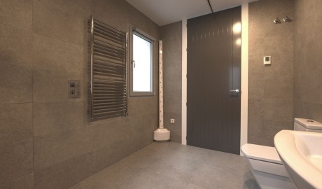 Fully Adapted Luxury Villa image