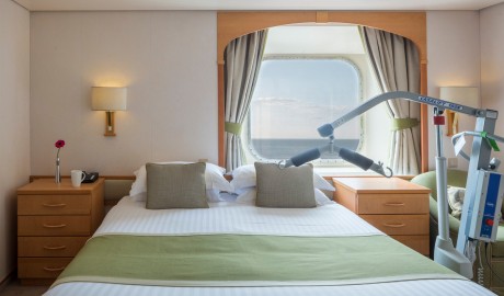 Accessible P&O Cruises image