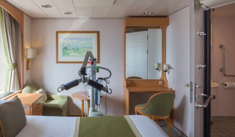 Accessible P&O Cruises image