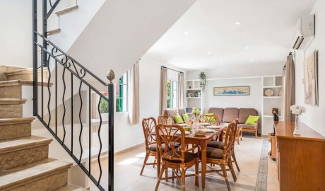 Accessible Villa image