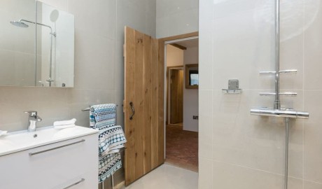 Wheelchair-Accessible Cottage image