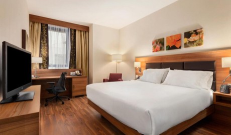 Accessible 4-Star Hotel image