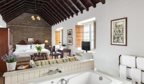 City Centre Boutique Hotel image