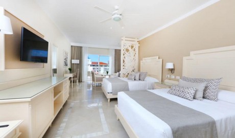 Luxury All Inclusive Hotel image