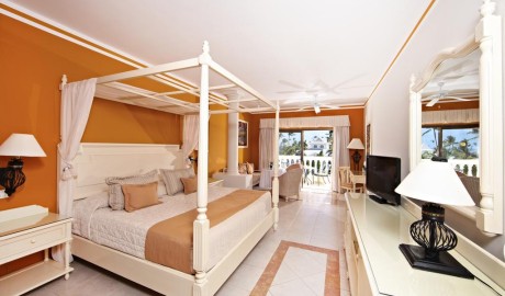 Luxury Beach Hotel image