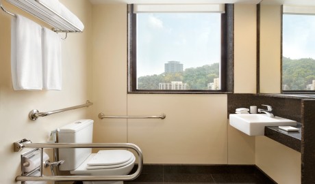 Accessible Copacabana Hotel image