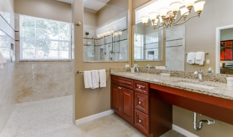 Wheelchair-accessible Villa image