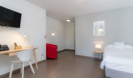 Rehabilitation and wellness resort image