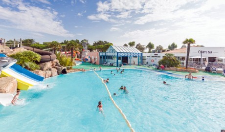 Azure Wheelchair Adapted holiday home image