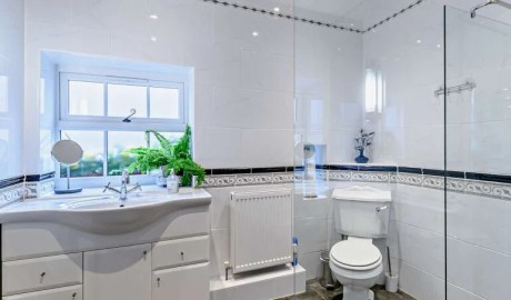 Vicarage Farm Cottage image