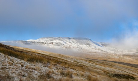 Three Peaks Barn image
