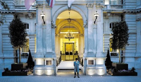Luxurious London Hotel image