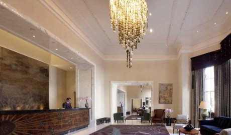 Luxurious London Hotel image