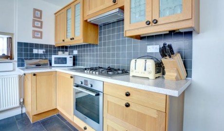 Woodbine Cottage Tenby image