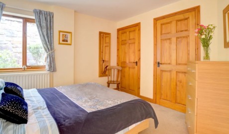 Derw Cottages image