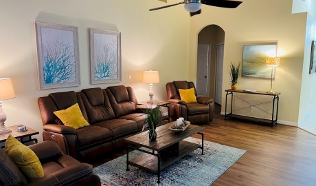 Accessible Florida Villa with pool hoist image