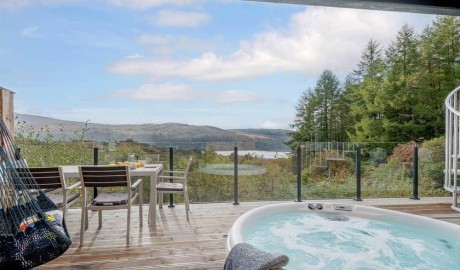 Countryside accessible lodge image