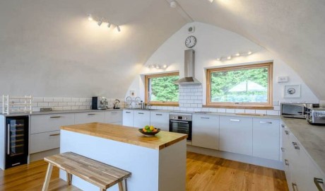 Countryside accessible lodge image