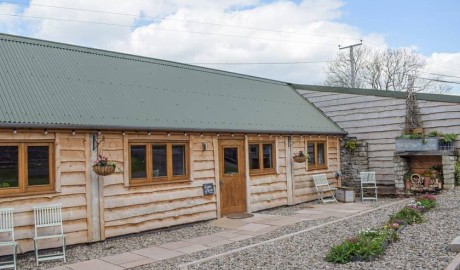 Accessible country cottage image