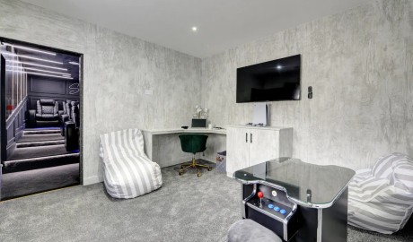 Stylish Apartment image