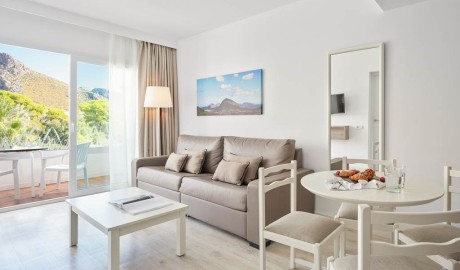 Palm Tree Hotel image