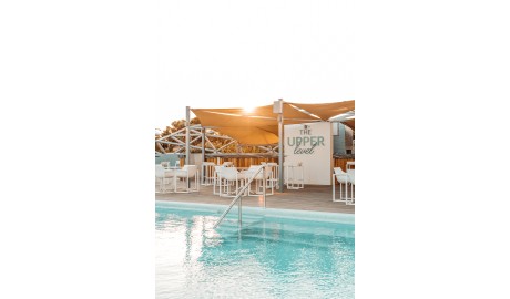 Wheelchair friendly beach hotel image