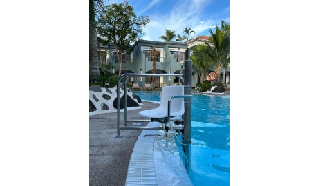 Adult only accessible hotel image