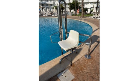 Accessible Beach Aparthotel image