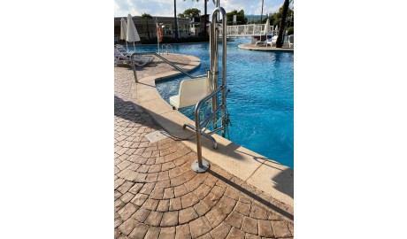Accessible Beach Aparthotel image