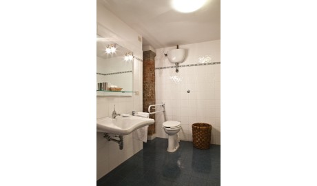 Accessible apartment image