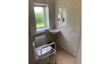 Country cottage image