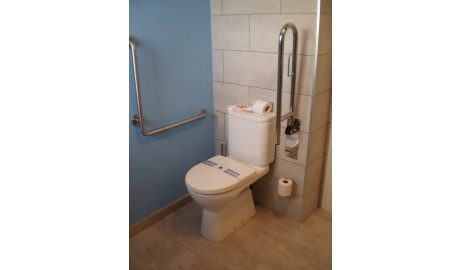 Wheelchair friendly beach hotel image